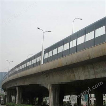 城市橋梁聲屏障